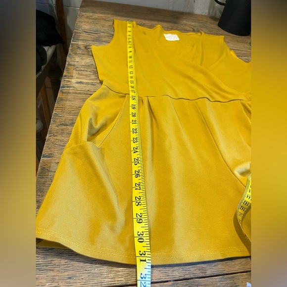 Sleeveless Mustard Romper – Cœur de Loup size XL - Picture 6 of 10